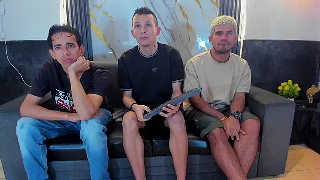 Snapshot of Isaak_26 chatting on 6, 3, 2026 Isaak 26 online show from 6, 3, 2026