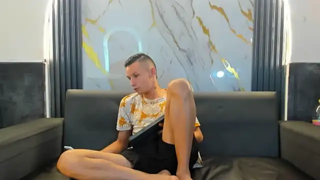 Snapshot of Isaak_26 chatting on 18, 3, 2026 Isaak 26 online show from 18, 3, 2026