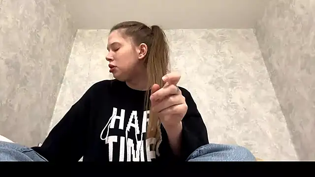 Snapshot of Lunexia_Kysstoria chatting on 18, 2, 2026 Lunexia Kysstoria online show from 18, 2, 2026