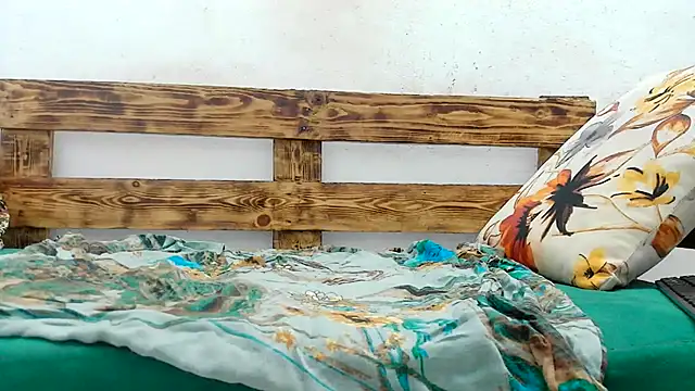 elfaty online show from 10, 4, 2026