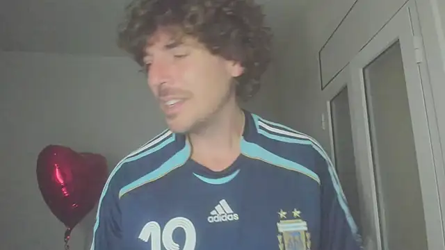 Snapshot of joaquin420_hot chatting on 13, 2, 2026 joaquin420 hot online show from 13, 2, 2026