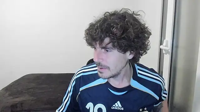 Snapshot of joaquin420_hot chatting on 20, 2, 2026 joaquin420 hot online show from 20, 2, 2026