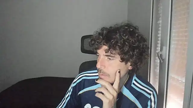 Snapshot of joaquin420_hot chatting on 2, 3, 2026 joaquin420 hot online show from 2, 3, 2026