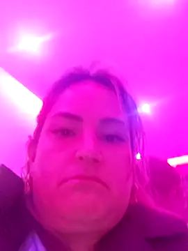 Julia2027 online show from 24, 2, 2026