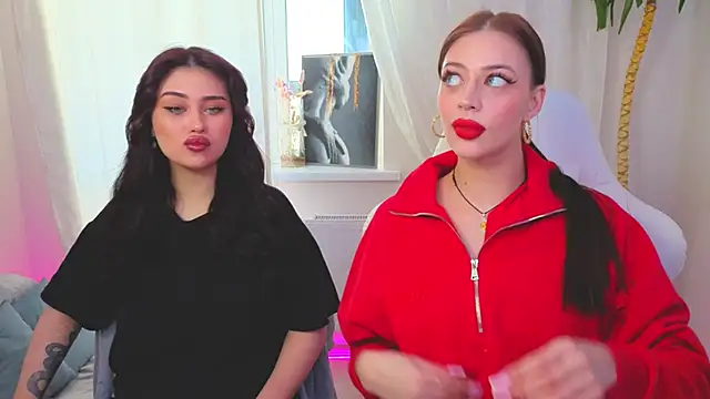 Sofia Plump online show from 11, 4, 2026