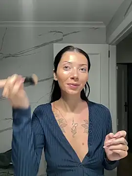 Karmenlovex online show from 10, 3, 2026