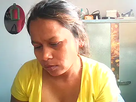 Snapshot of 02Hot-Queen chatting on 23, 2, 2026 02Hot-Queen online show from 23, 2, 2026