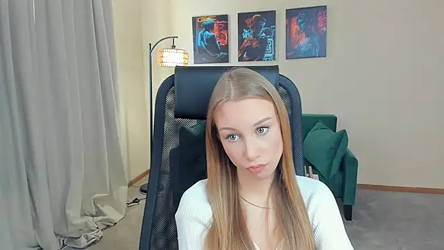 Snapshot of CarmenLipkin chatting on 17, 2, 2026 CarmenLipkin online show from 17, 2, 2026