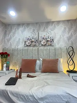 Snapshot of Brisa_Silva chatting on 24, 6, 2026 Brisa Silva online show from 24, 6, 2026
