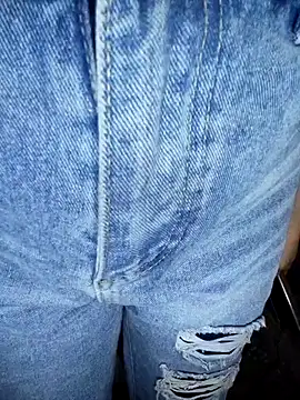 Layla luvv online show from 1, 3, 2026