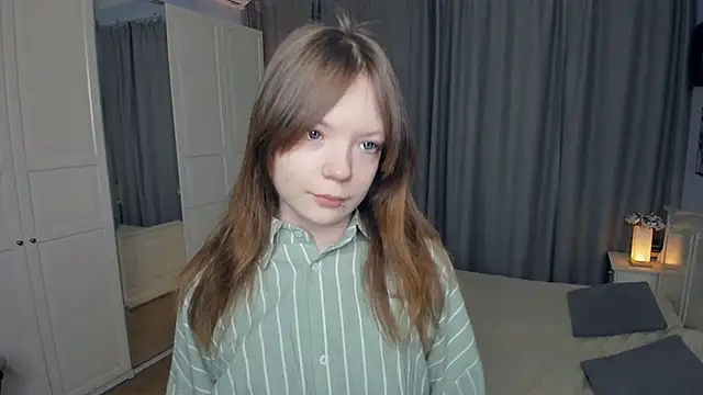 Snapshot of LavenderMitten chatting on 23, 2, 2026 LavenderMitten online show from 23, 2, 2026