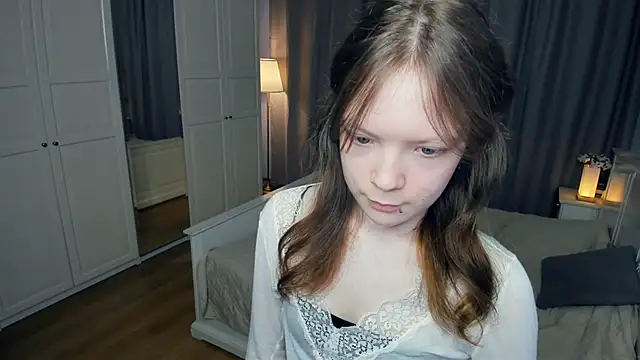 Snapshot of LavenderMitten chatting on 2, 3, 2026 LavenderMitten online show from 2, 3, 2026