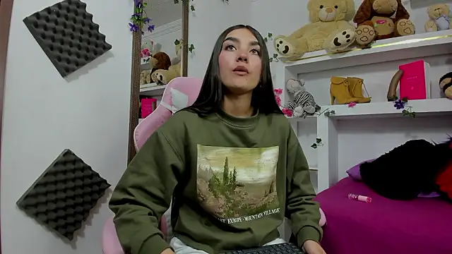 Mayli rose online show from 25, 2, 2026