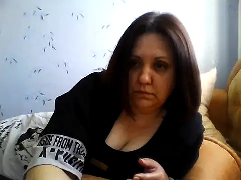 Snapshot of LockyCharm111 chatting on 25, 4, 2026 LockyCharm111 online show from 25, 4, 2026