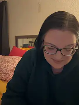 FreaksOffALeash3261 online show from 25, 5, 2026