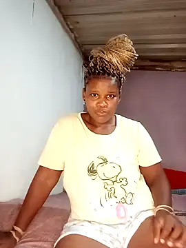 Snapshot of MrsTrina chatting on 12, 2, 2026 MrsTrina online show from 12, 2, 2026