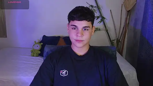 eithan jonnes online show from 20, 2, 2026