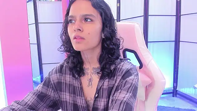 Julianne 7 online show from 16, 2, 2026