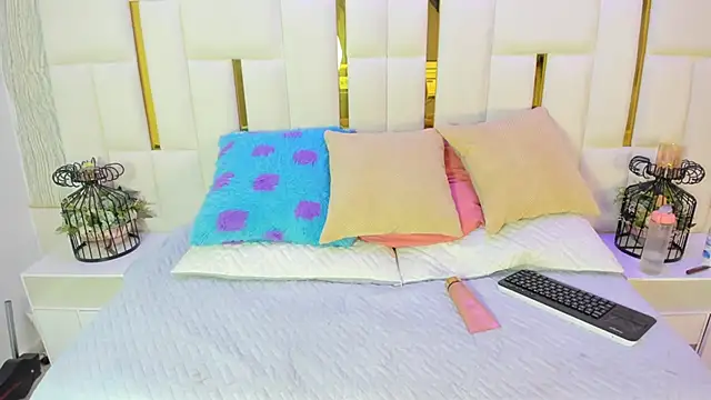 Bunny Blush1 online show from 14, 2, 2026