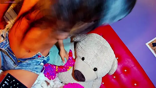 sexy girlts online show from 21, 2, 2026