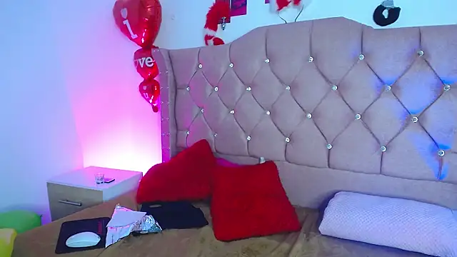 nat evans8 online show from 5, 4, 2026