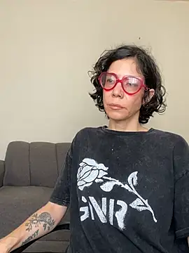 JeanneDuval8888 online show from 19, 5, 2026