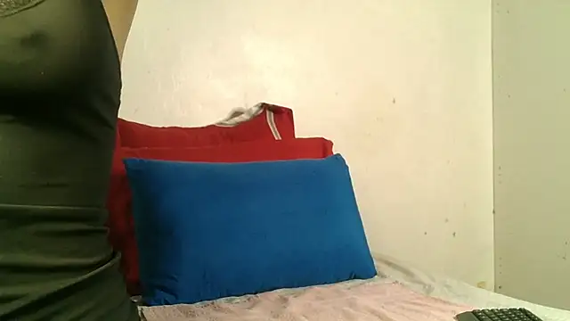 Snapshot of Mabelle_Eveline chatting on 6, 7, 2026 Mabelle Eveline online show from 6, 7, 2026