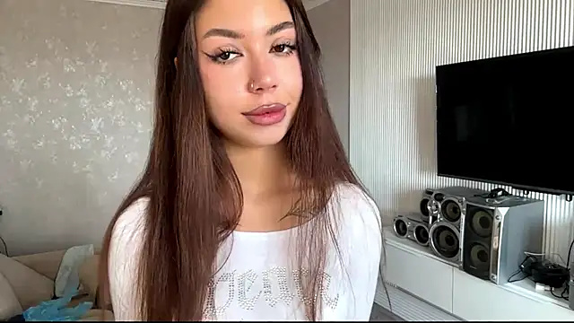 You Club Winx online show from 11, 4, 2026