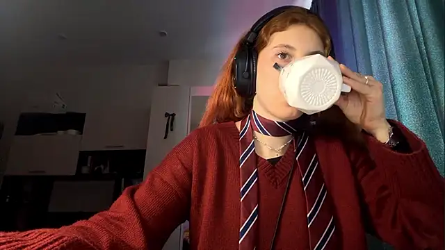 AliceCarrol online show from 2, 3, 2026