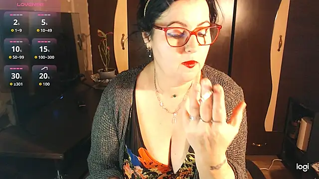 Snapshot of exiMIlf chatting on 11, 2, 2026 exiMIlf online show from 11, 2, 2026