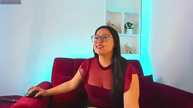 Eliana jhones  online show from 2, 3, 2026