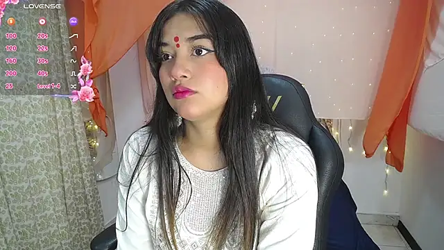 Snapshot of Sita_Nair chatting on 6, 4, 2026 Sita Nair online show from 6, 4, 2026