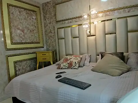 Veronica hottie online show from 26, 2, 2026