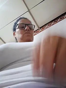 Monalinda-hot online show from 13, 2, 2026