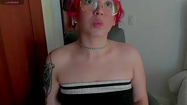 Snapshot of GoonetteMessy chatting on 22, 2, 2026 GoonetteMessy online show from 22, 2, 2026