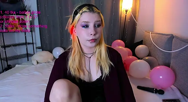 WarmAtEdges online show from 18, 2, 2026