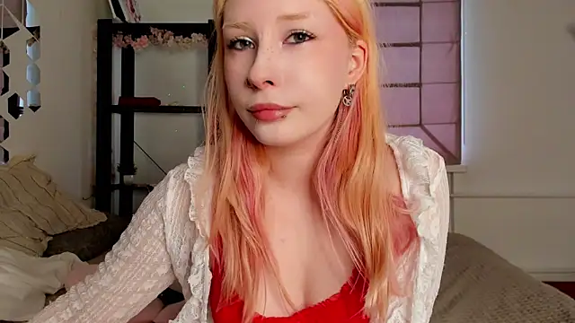 Snapshot of WarmAtEdges chatting on 20, 4, 2026 WarmAtEdges online show from 20, 4, 2026