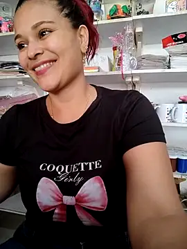 Snapshot of haffsa__ chatting on 4, 5, 2026 haffsa online show from 4, 5, 2026