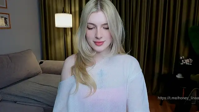Snapshot of honey_kors chatting on 11, 5, 2026 honey kors online show from 11, 5, 2026