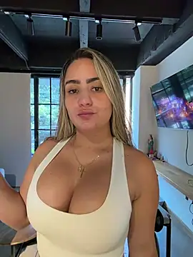 Snapshot of Miilana_ chatting on 30, 7, 2026 Miilana online show from 30, 7, 2026
