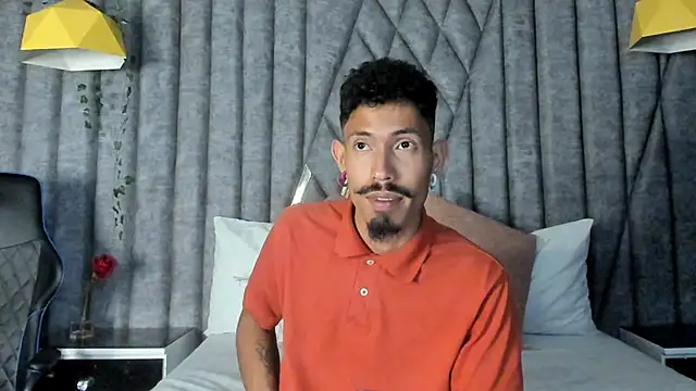 Snapshot of NoaahTylor chatting on 22, 2, 2026 NoaahTylor online show from 22, 2, 2026