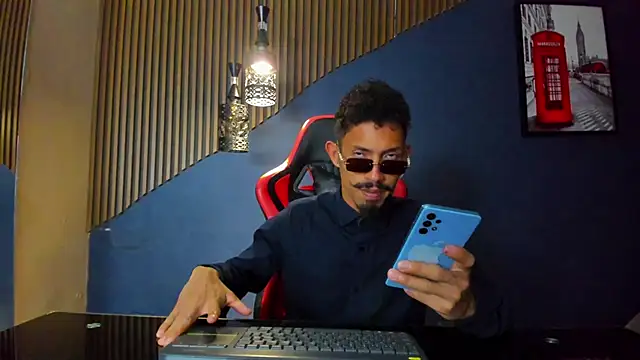 Snapshot of NoaahTylor chatting on 5, 3, 2026 NoaahTylor online show from 5, 3, 2026