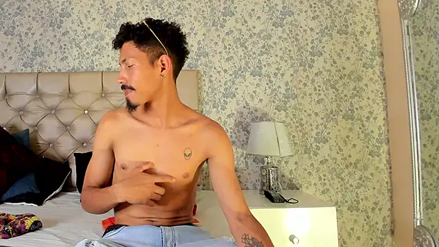 Snapshot of NoaahTylor chatting on 31, 3, 2026 NoaahTylor online show from 31, 3, 2026