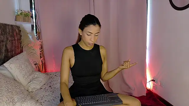 MelanyStone  online show from 12, 2, 2026