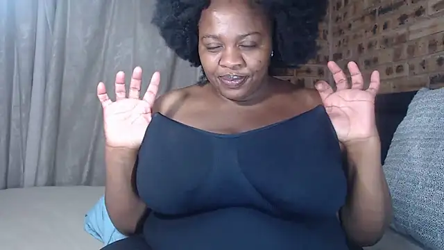 BIGBOOTYXX29 online show from 3, 11, 2025