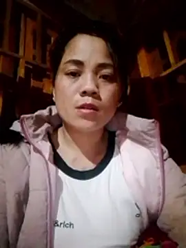 Snapshot of molly-xx chatting on 19, 2, 2026 molly-xx online show from 19, 2, 2026