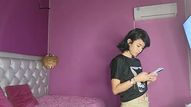 Snapshot of ivonne_heaven chatting on 23, 2, 2026 ivonne heaven online show from 23, 2, 2026