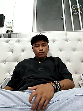 Snapshot of Emadridr chatting on 2, 3, 2026 Emadridr online show from 2, 3, 2026