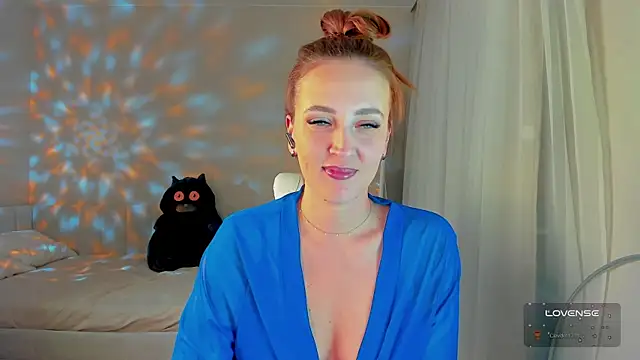 Snapshot of she_wolf chatting on 16, 4, 2026 she wolf online show from 16, 4, 2026