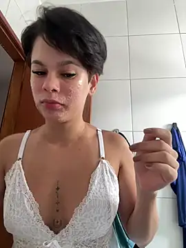 Snapshot of LissPerolaa chatting on 17, 7, 2026 LissPerolaa online show from 17, 7, 2026